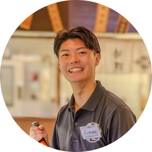 にぎわい酒場 万 本店 中村　陸人